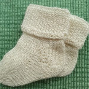 Puppen-Teddysocken handgestrickt