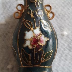 Emallierte Puppenstubenvase
