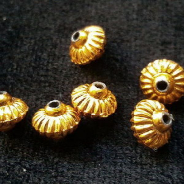 Antike Hohlperlen um 1900