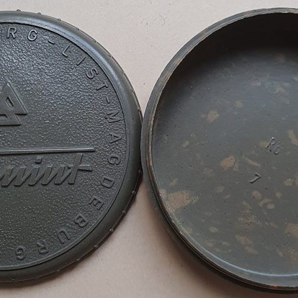 alte Bakalitdose - DDR-Dose