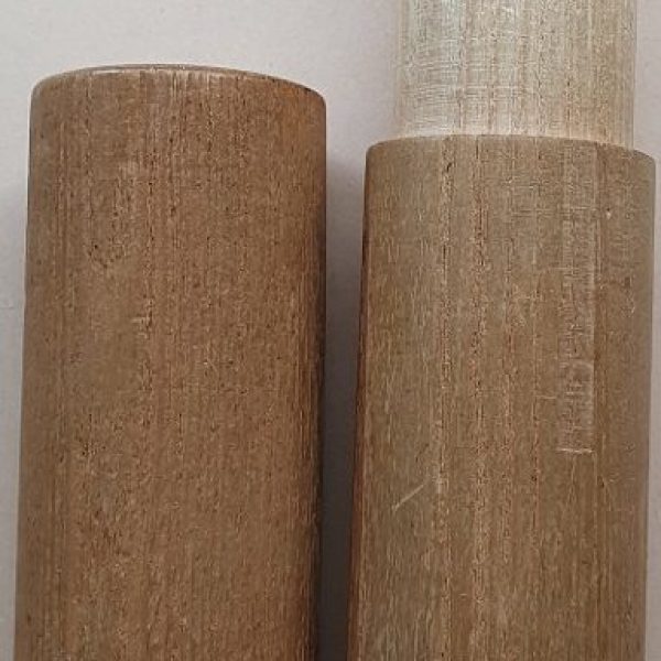 alte Holzstäbchen zum Häkeln