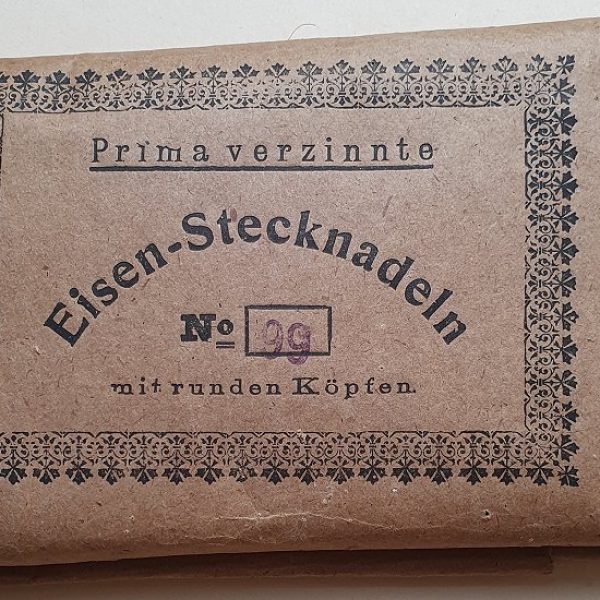 antike verzinnte Eisen-Stecknadeln