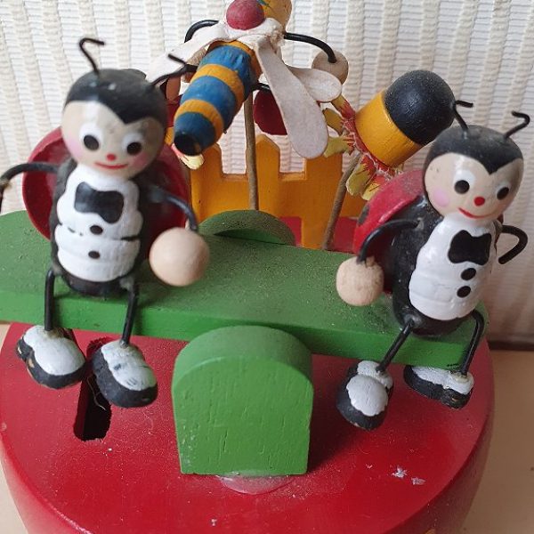 alte Spieluhr "Frühling"